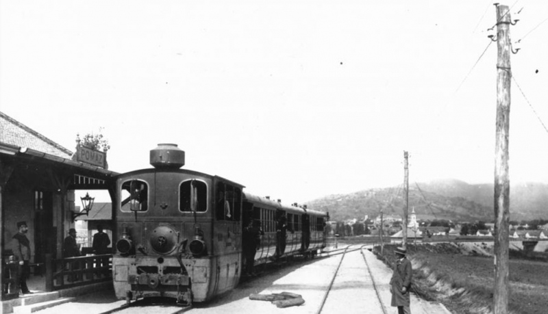 1900-ban még gőzmozdony húzta a vonaokat