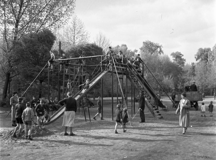 175762_tisza_kalman_mostani_ii._janos_pal_papa_ter_1938-ban_forras_ormos_imre_alapitvany_-_ormos_imre_felvetele_fortepan.jpg
