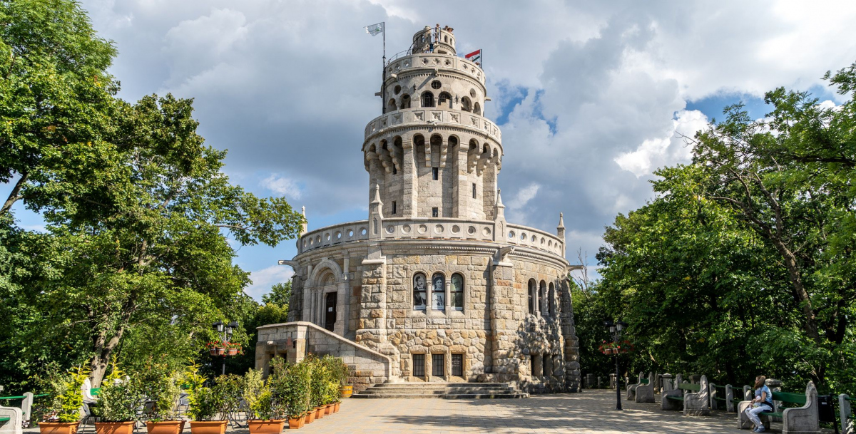 Erzsébet királynénak köszönhetjük Budapest legszebb kilátóját