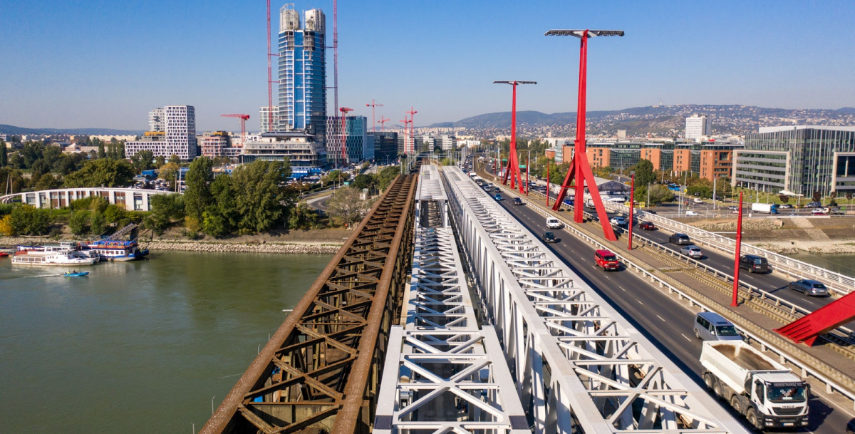 By mid-December, the Southern railway connecting bridge could be fully completed