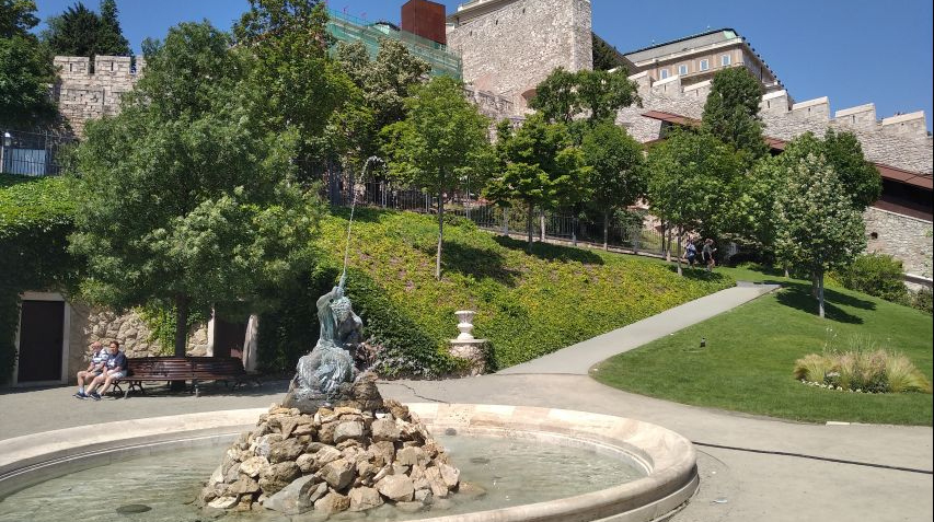 Surroundings of Buda Castle - The historic gardens are being renewed