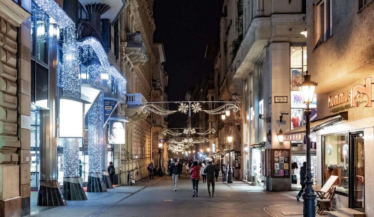 there-will-be-no-decorative-lighting-for-christmas-in-the-capital