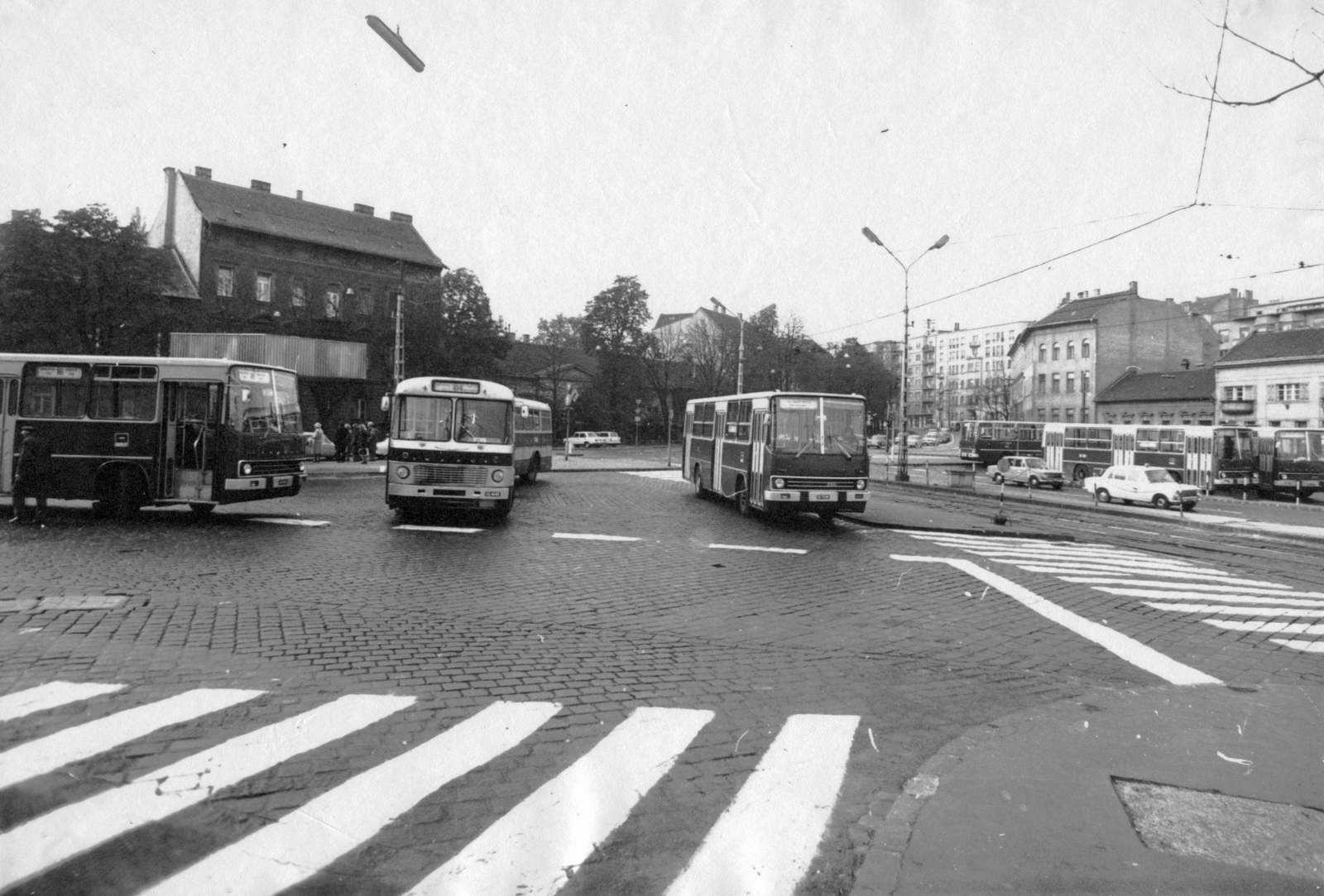 File:Interior of Ikarus 260.JPG - Wikimedia Commons