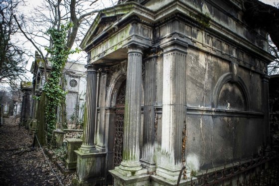 Százötven éve kezdődött a Salgótarjáni utcai zsidó temető története – Kétszer annyian nyugszanak itt, mint korábban...