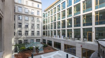 RS147495_3P1A9978-scr (1).jpg