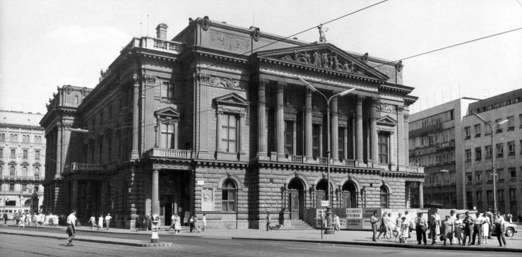 fortepan_102400 (1).jpg