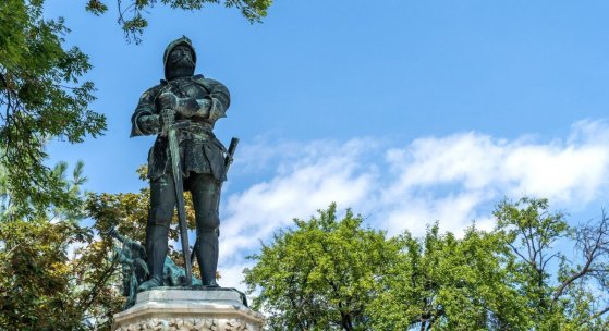 Hunyadi János szobra Budán a Halászbástya alatt (Fotó: Both Balázs/pestbuda.hu) hunyadi.jpg