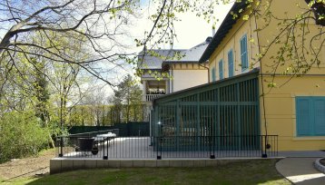 Hamarosan megnyílik a Jókai-kert Látogatóközpont (Fotó: dunaipoly.hu) 490535068_1587663395412141_1542818713360869593_n (1).jpg