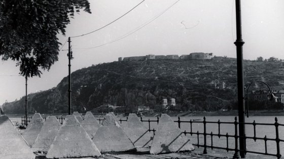 A Gellért-hegy 1945-ben (Fotó: Fortepan/Képszám: 155579) fortepan_155579 Citadella.jpg