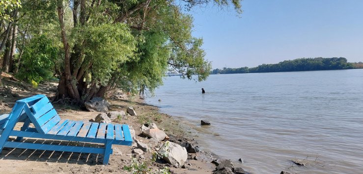 Újabb szabadstrand nyílt a Dunán (Fotó: Duna-fürdő Árasztó-part) 530247042_122110583948960398_3774684111880506824_n (1).jpg