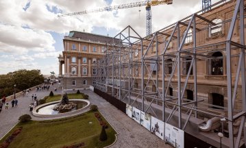 A Budavári Palota északi szárnyának újjáépítése zajlik (Fotó: Nemzeti Hauszmann Program) 555912583_1900375997502053_5253168510025880255_n (1).jpg