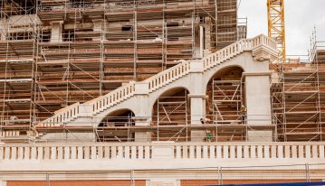 Végéhez közeledik az Ybl lépcső újjáépítése a Várban (Fotó: Nemzeti Hauszmann Program) 558890470_1903424550530531_1089217817698410100_n (1).jpg