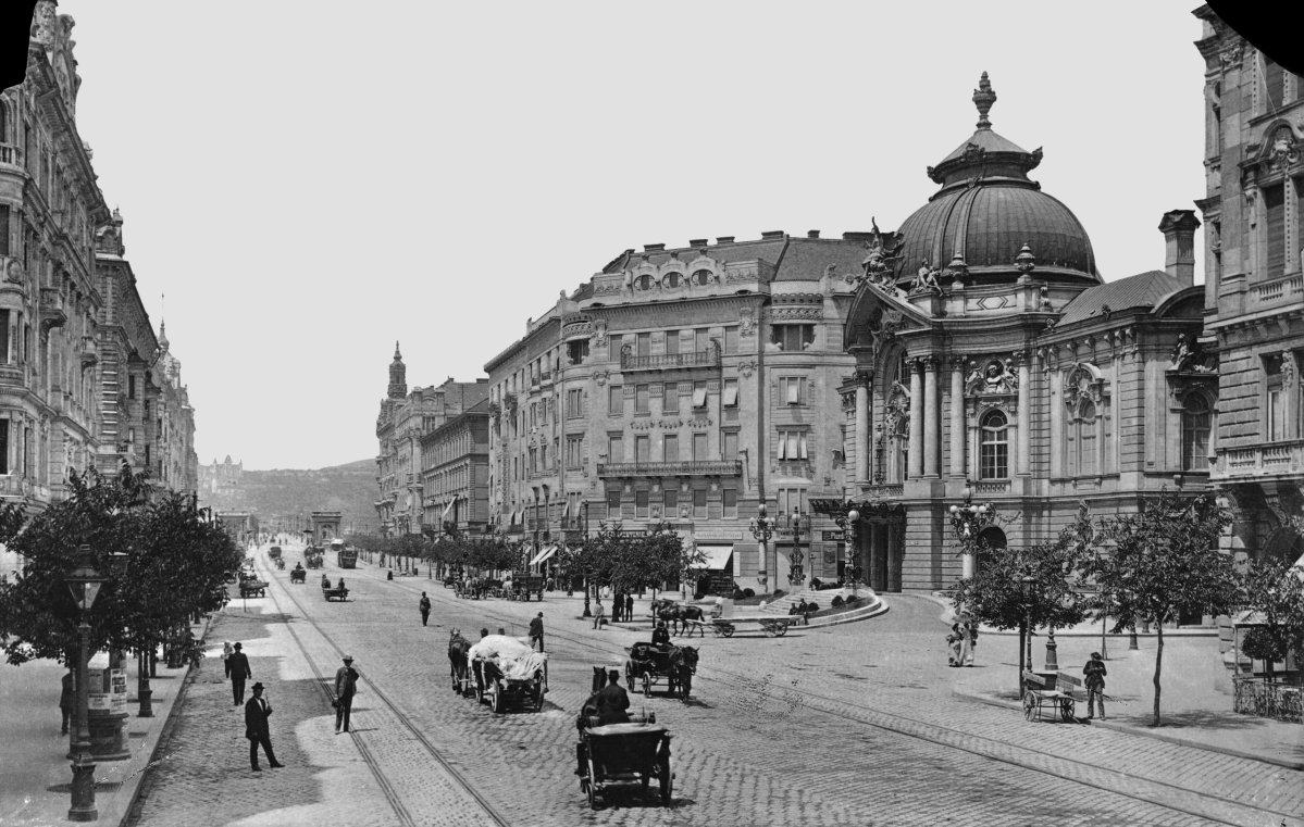 A már kiépült Szent István körút (Fotó: Fortepan/Deutsche Fotothek / Brück und Sohn) fortepan_c.jpg