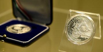154484_forint_70.jpg