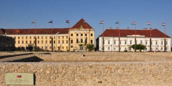 161028_varszinhaz.jpg
