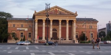 163452_mucsarnok.jpg
