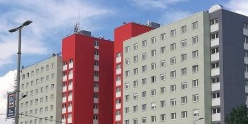 165460_elte_nagyteteny.jpg