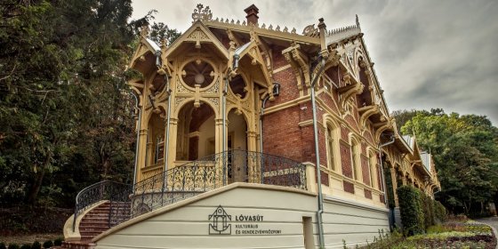 166060_lovasut1.jpg