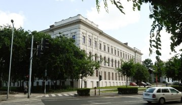 176356_ludovikaszarny1.jpg