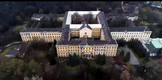 179718_lipot1.jpg 179718_lipot1.jpg