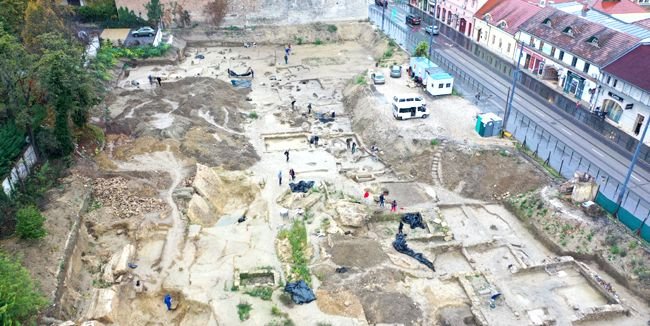 179888_regeszet_becsiut1.jpg 179888_regeszet_becsiut1.jpg