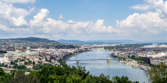 181682_budapest_s.jpg 181682_budapest_s.jpg