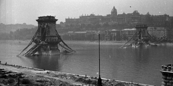 183550_fortepan_175162__1945_voros_hadsereg.jpg 183550_fortepan_175162__1945_voros_hadsereg.jpg