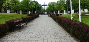 183798_bl_golgota_nyito.jpg