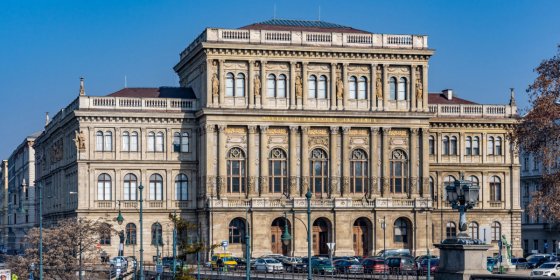 185014_akademia_ny.jpg