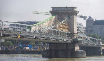 185392_185267_lanchid_nyito_1_.jpg