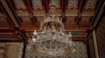 185456_szent_istvan-terem_csillar_forras_varkapitanysag_1_.jpg