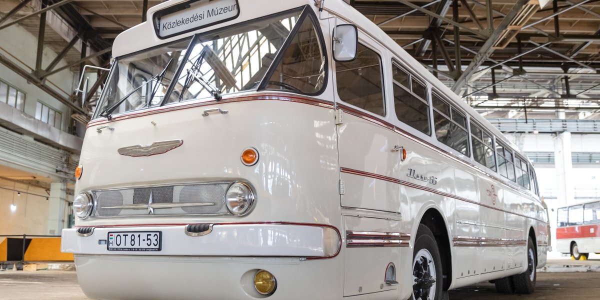 The Ikarus 66 was an iconic piece of Hungarian bus production – Now we can  see it renovated in the Museum of Transport