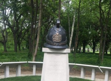 192048_wm.jpg