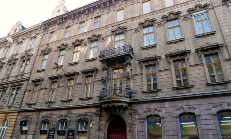 196144_ap1140448.jpg 196144_ap1140448.jpg